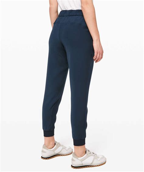 From the wide waistband to side pockets, a slim-fitting silhouette, a similar logo placement, and. . Lululemon on the fly jogger